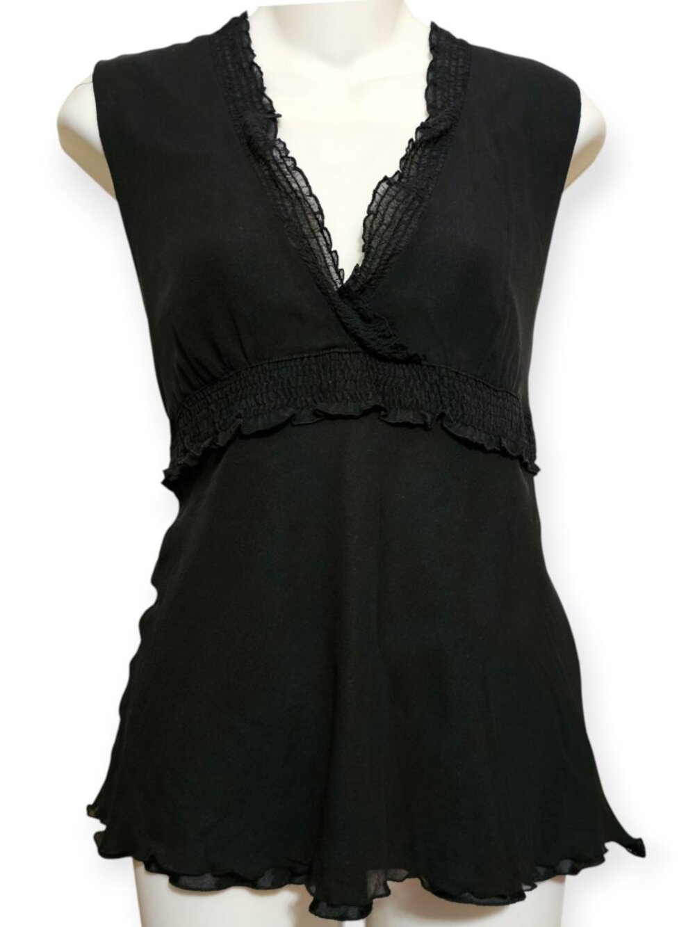 NWT Spense Black Silk Blouse Women’s Small Sleeveless Smocked V Neck Romantic